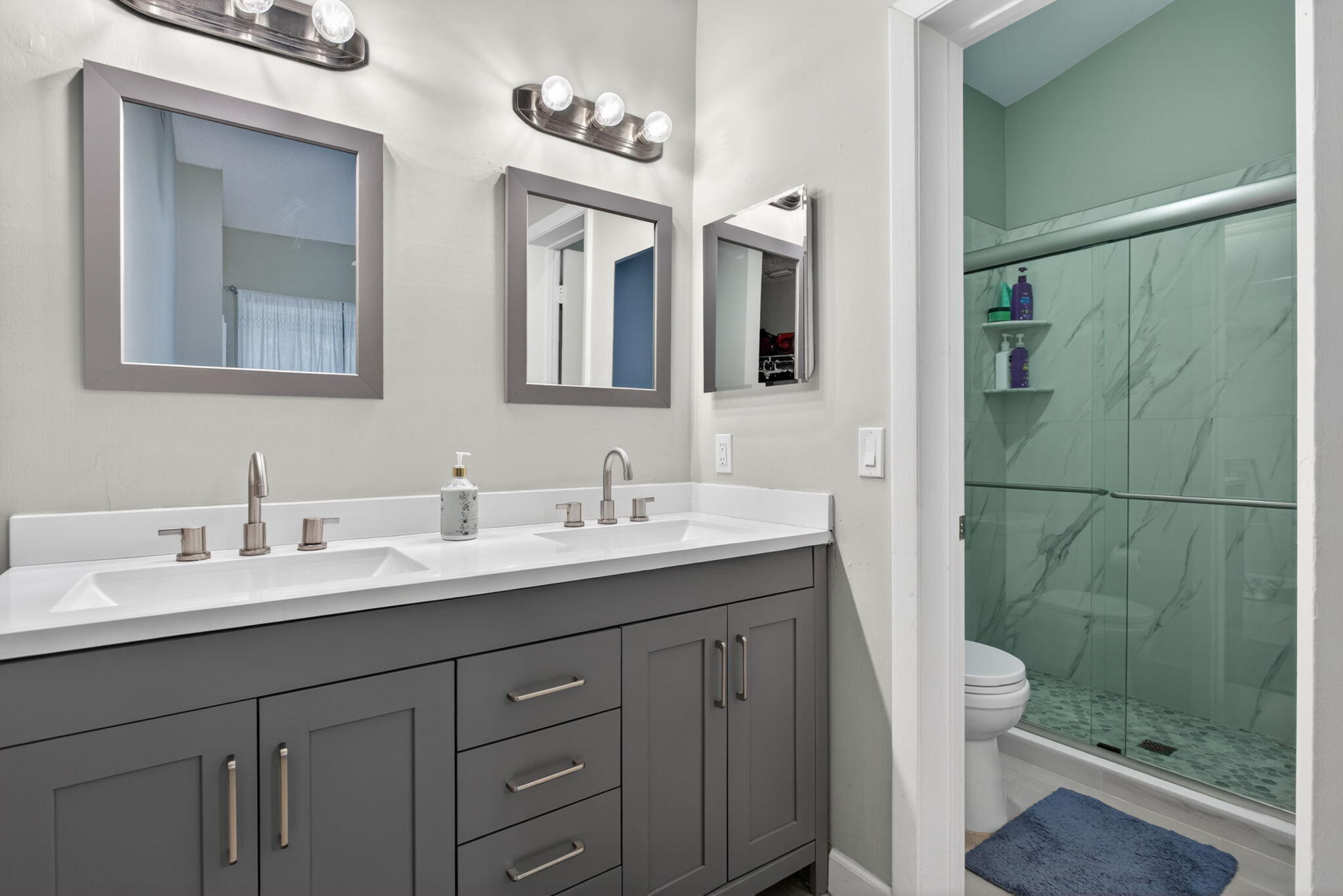 BAYWOOD VILLAGE III-B CONDO - Residential