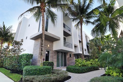 4033 NW 17th Way Boca Raton FL 33431