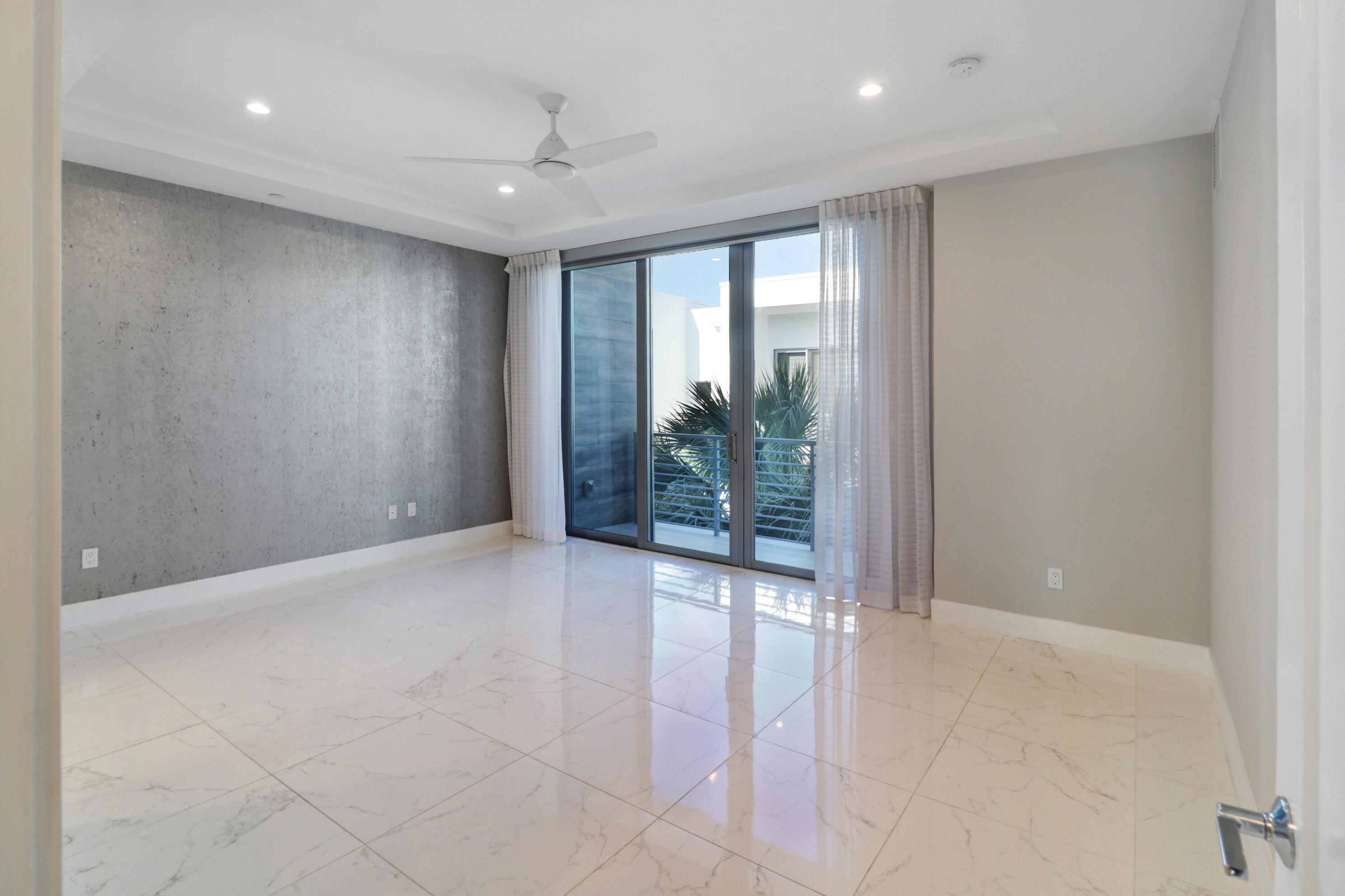 SPANISH RIVER TOWNHOMES / Moderne Boca - Residential