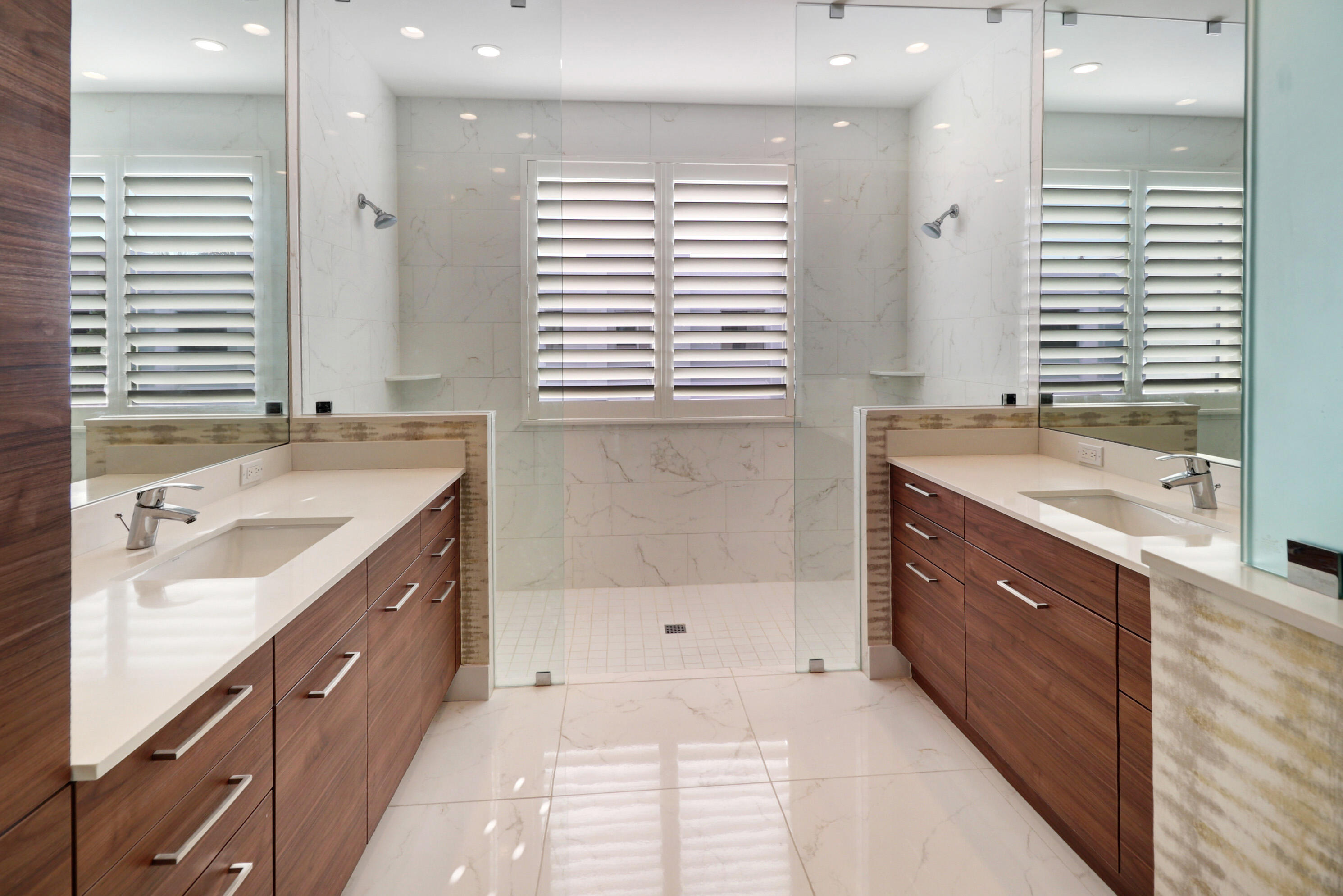 SPANISH RIVER TOWNHOMES / Moderne Boca - Residential