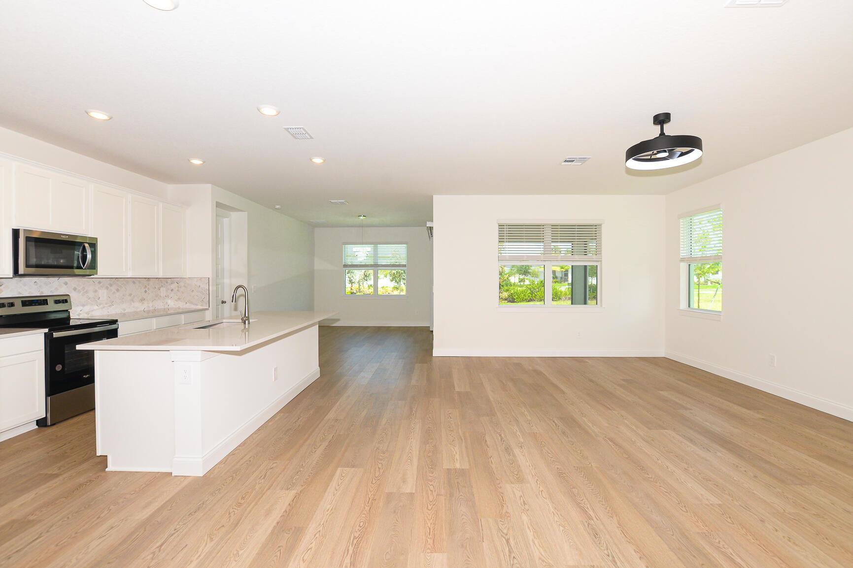 AZALEA - Residential Lease