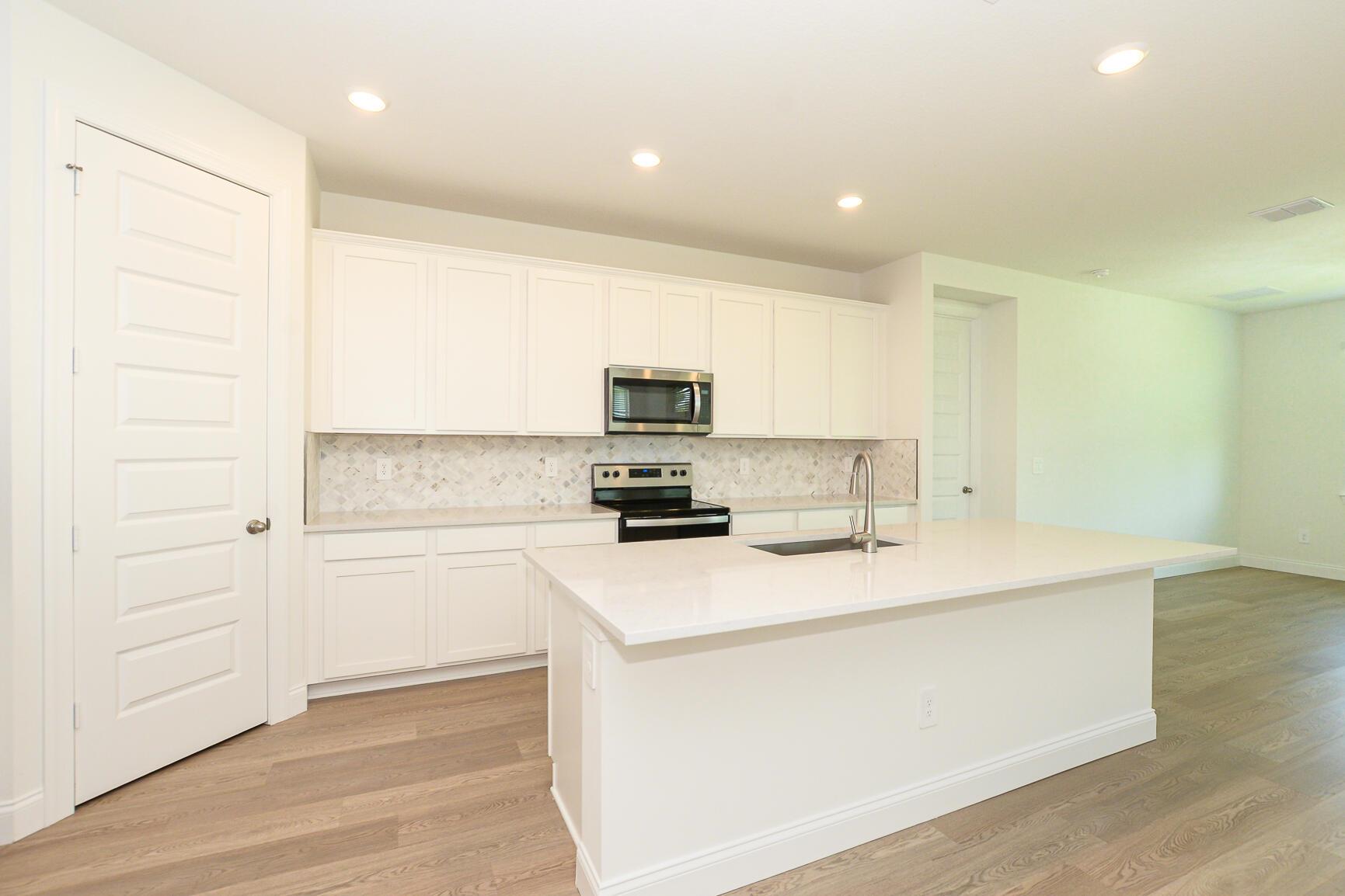 AZALEA - Residential Lease