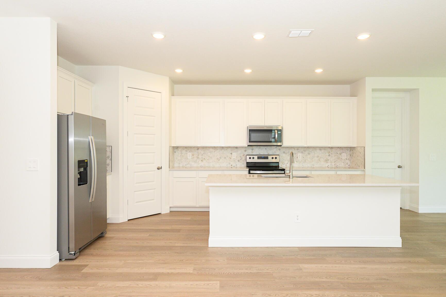 AZALEA - Residential Lease