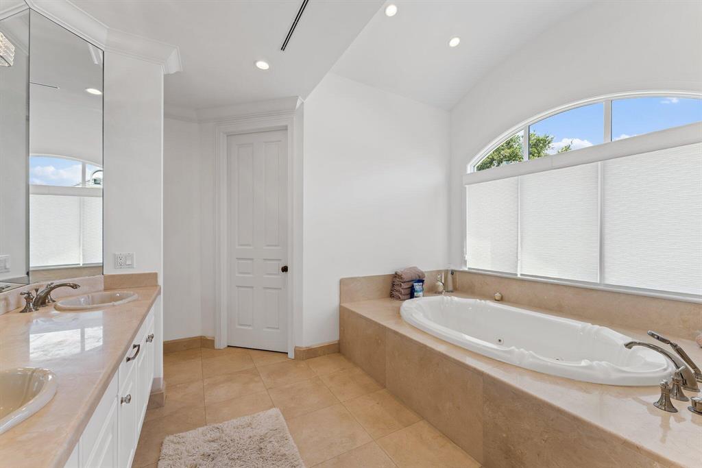 JUPITER HILLS VILLAGE PHASE I A PLAT OF - Residential