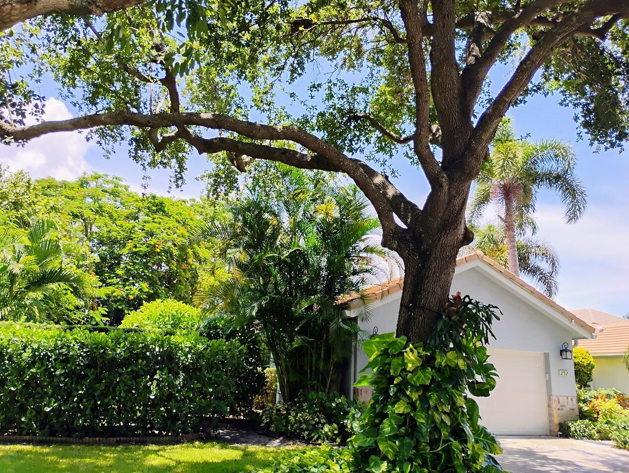 292 Sherwood Forest Drive