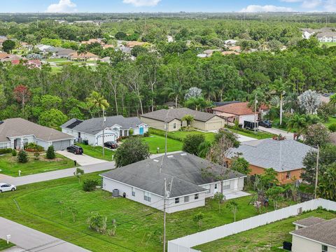 A home in Port St Lucie