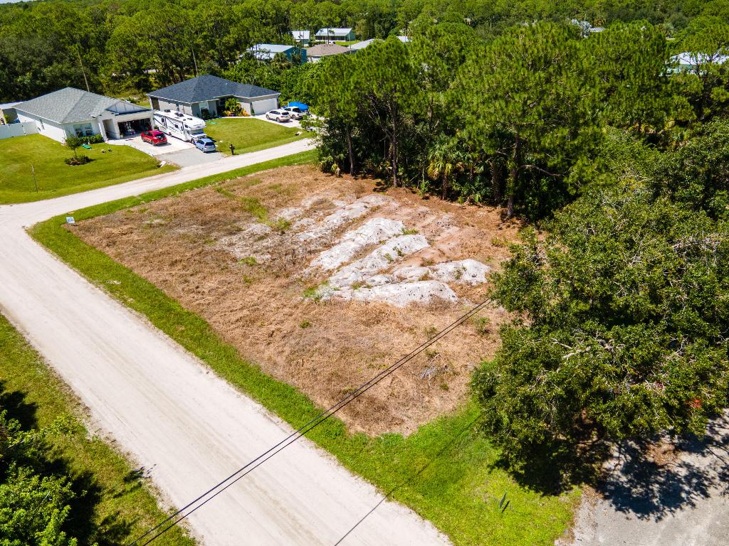 VERO LAKE ESTATES UNIT H-2 - Land