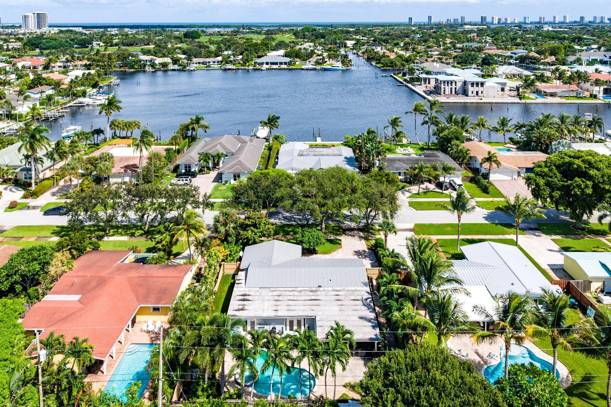 NORTH PALM BEACH VILLAGE - Residential