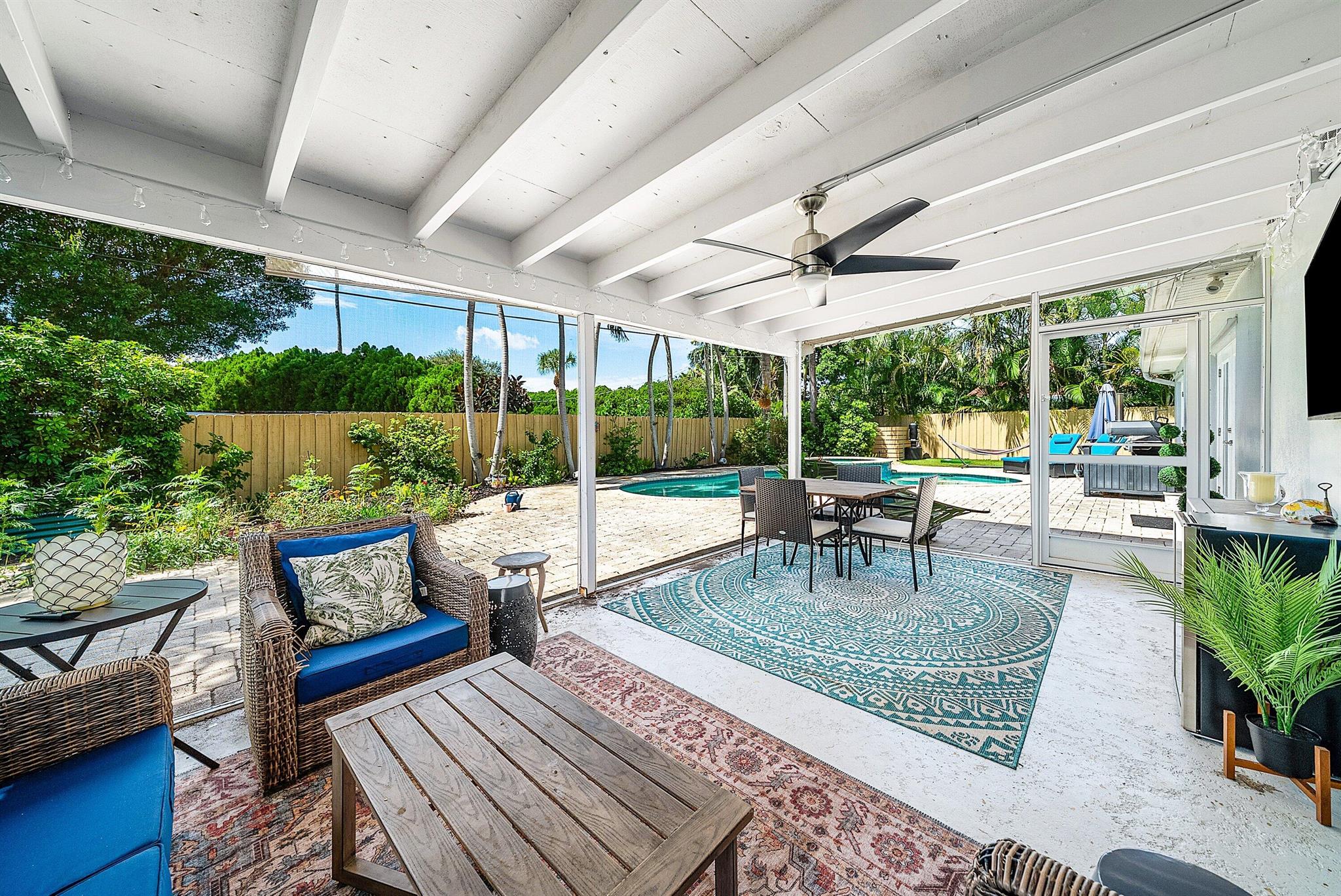 NORTH PALM BEACH VILLAGE - Residential