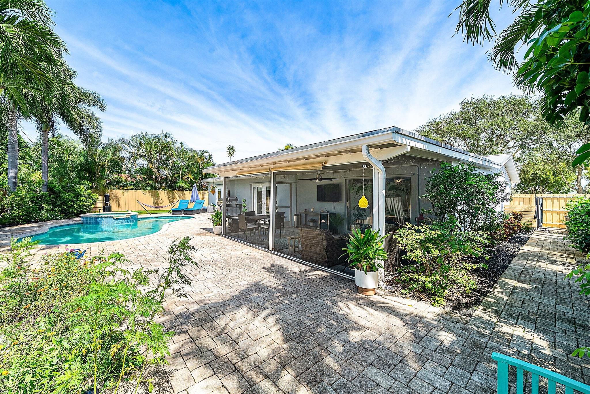 NORTH PALM BEACH VILLAGE - Residential