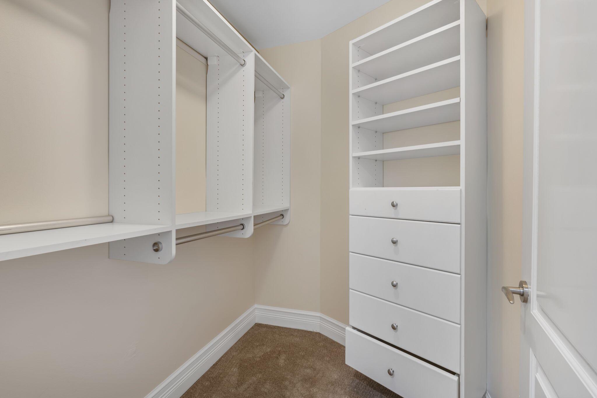 ESPLANADE GRANDE CONDO - Residential