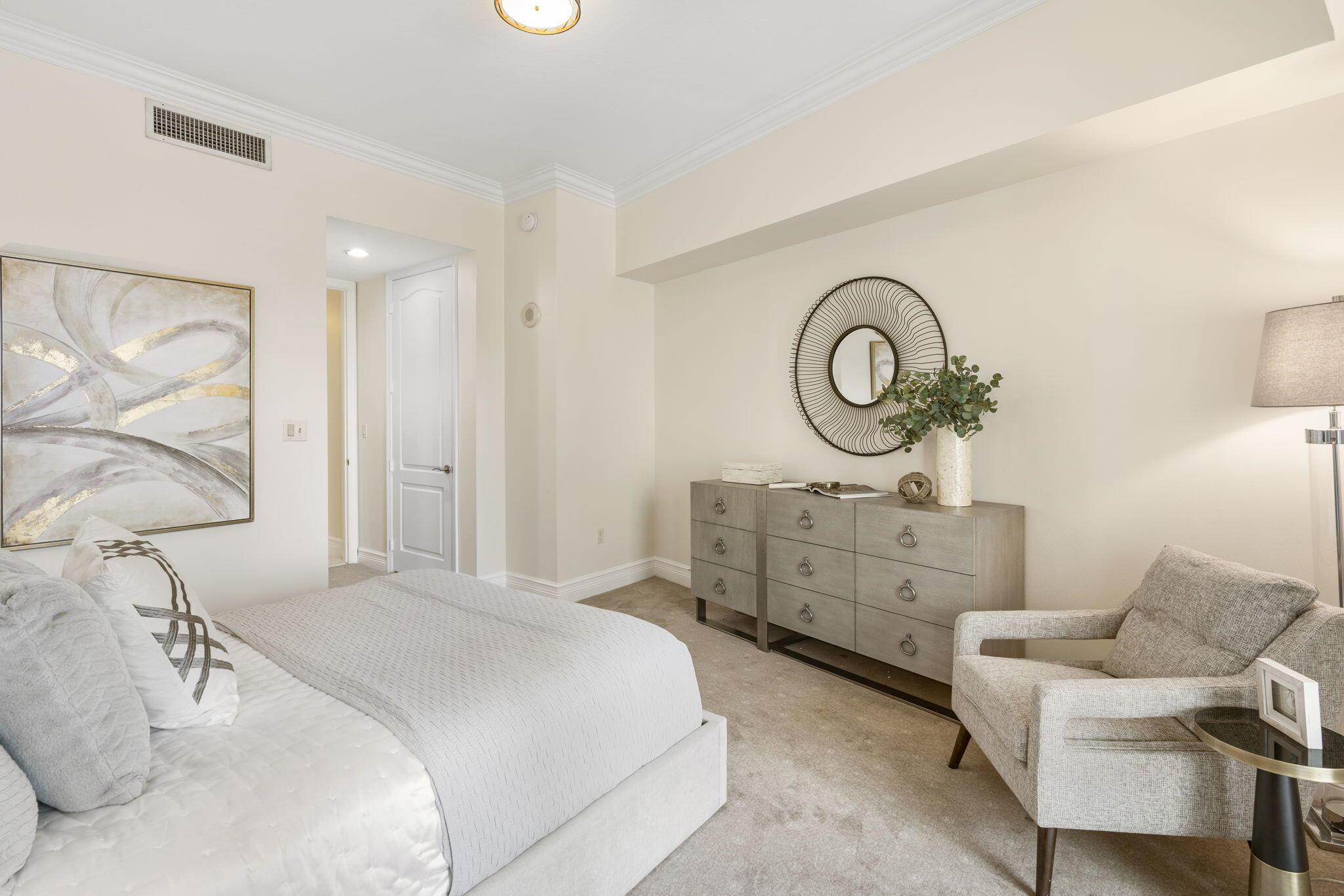 ESPLANADE GRANDE CONDO - Residential