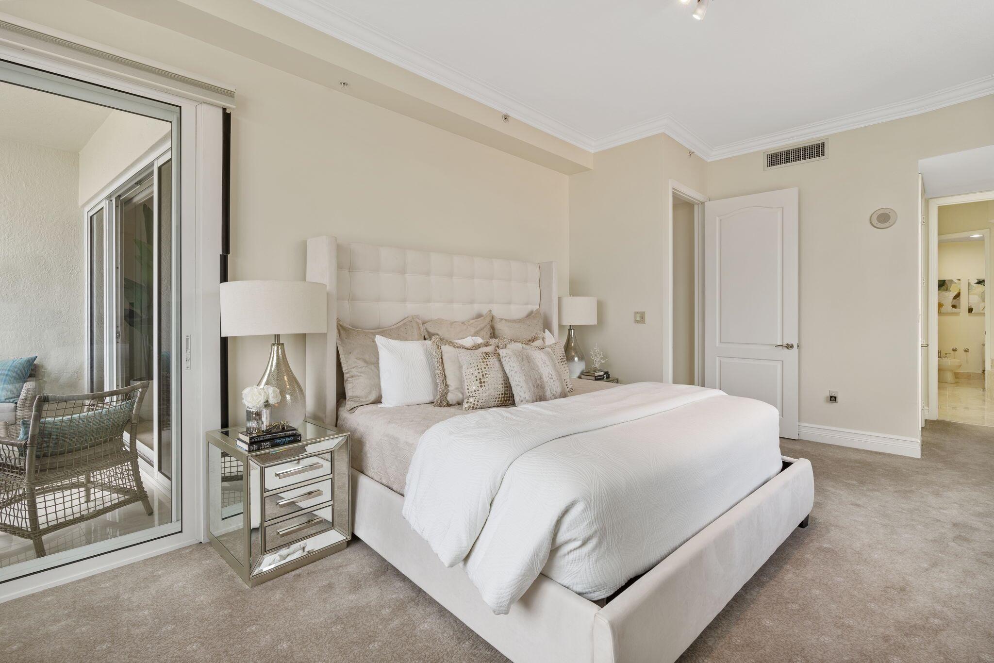 ESPLANADE GRANDE CONDO - Residential