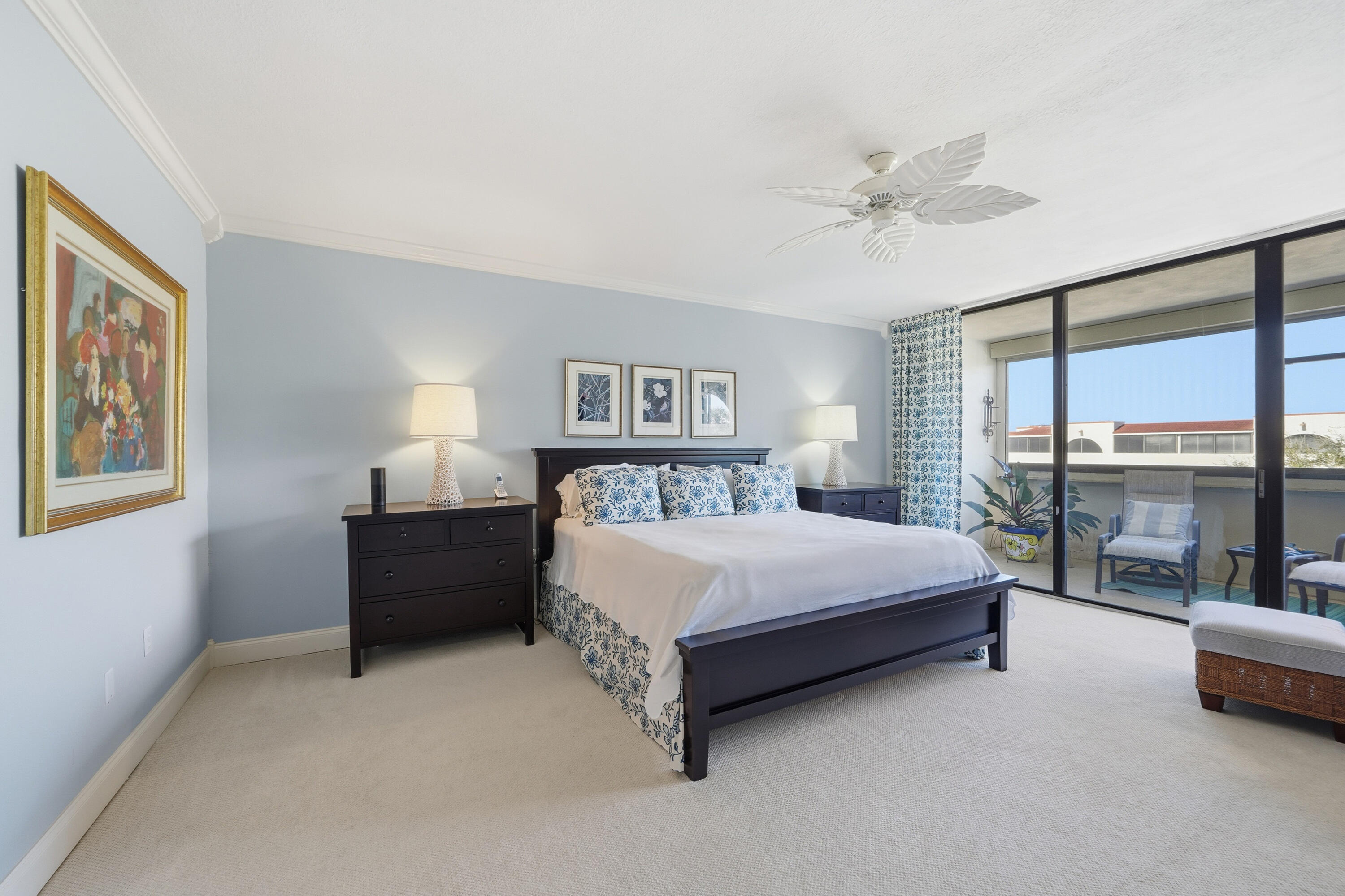 ROBLES DEL MAR (OAKS OF THE SEA) - Residential