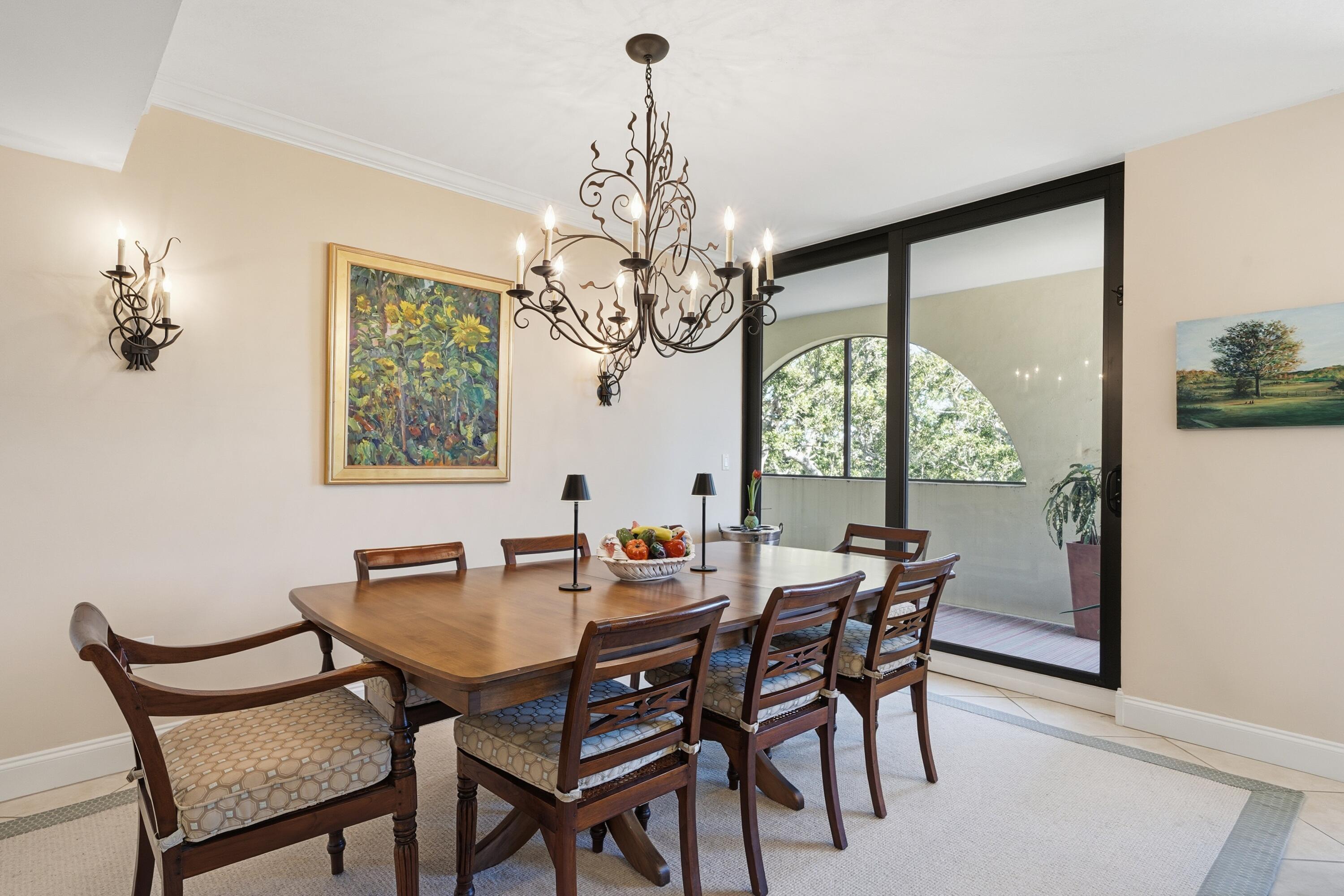 ROBLES DEL MAR (OAKS OF THE SEA) - Residential