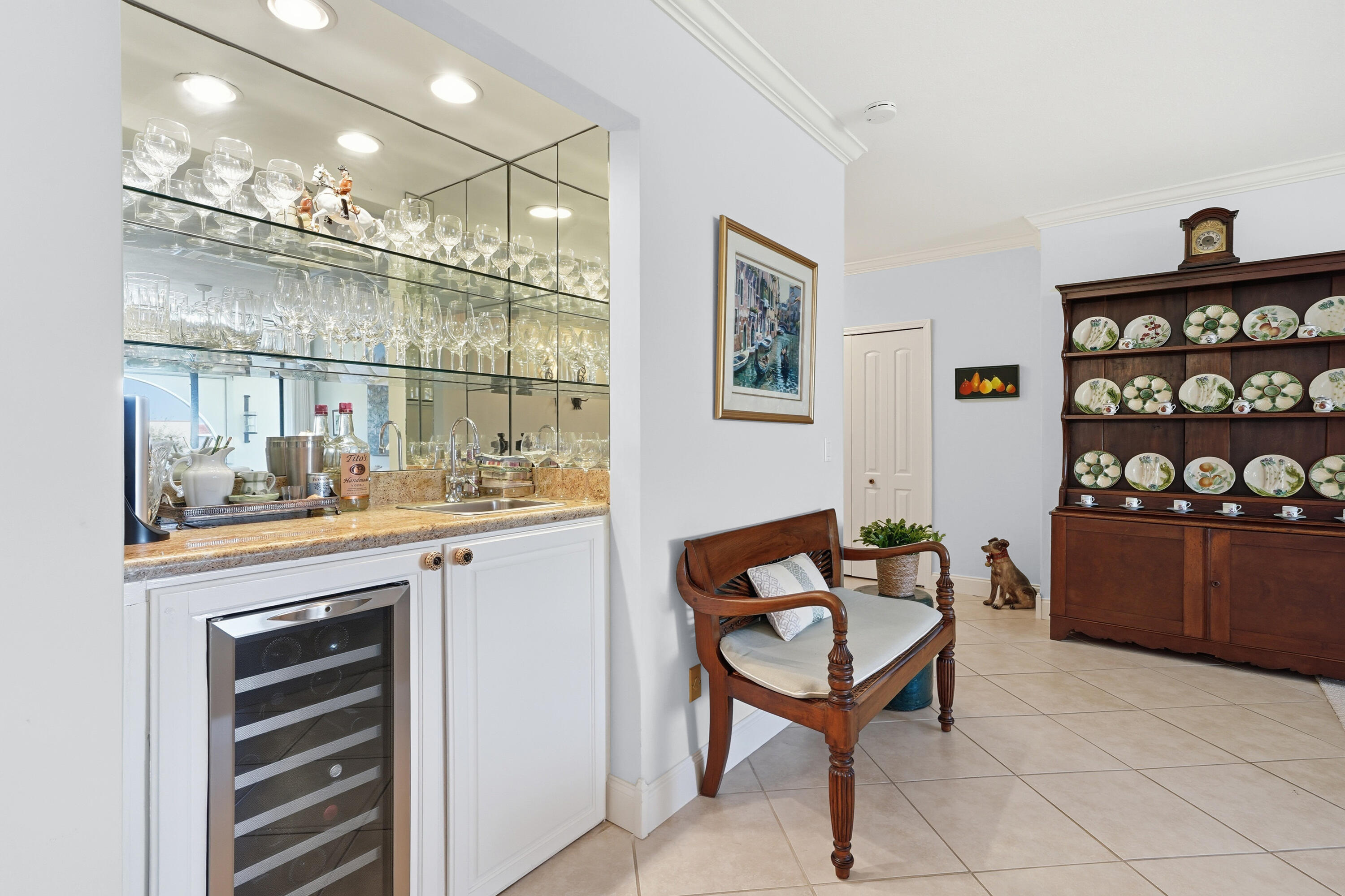 ROBLES DEL MAR (OAKS OF THE SEA) - Residential