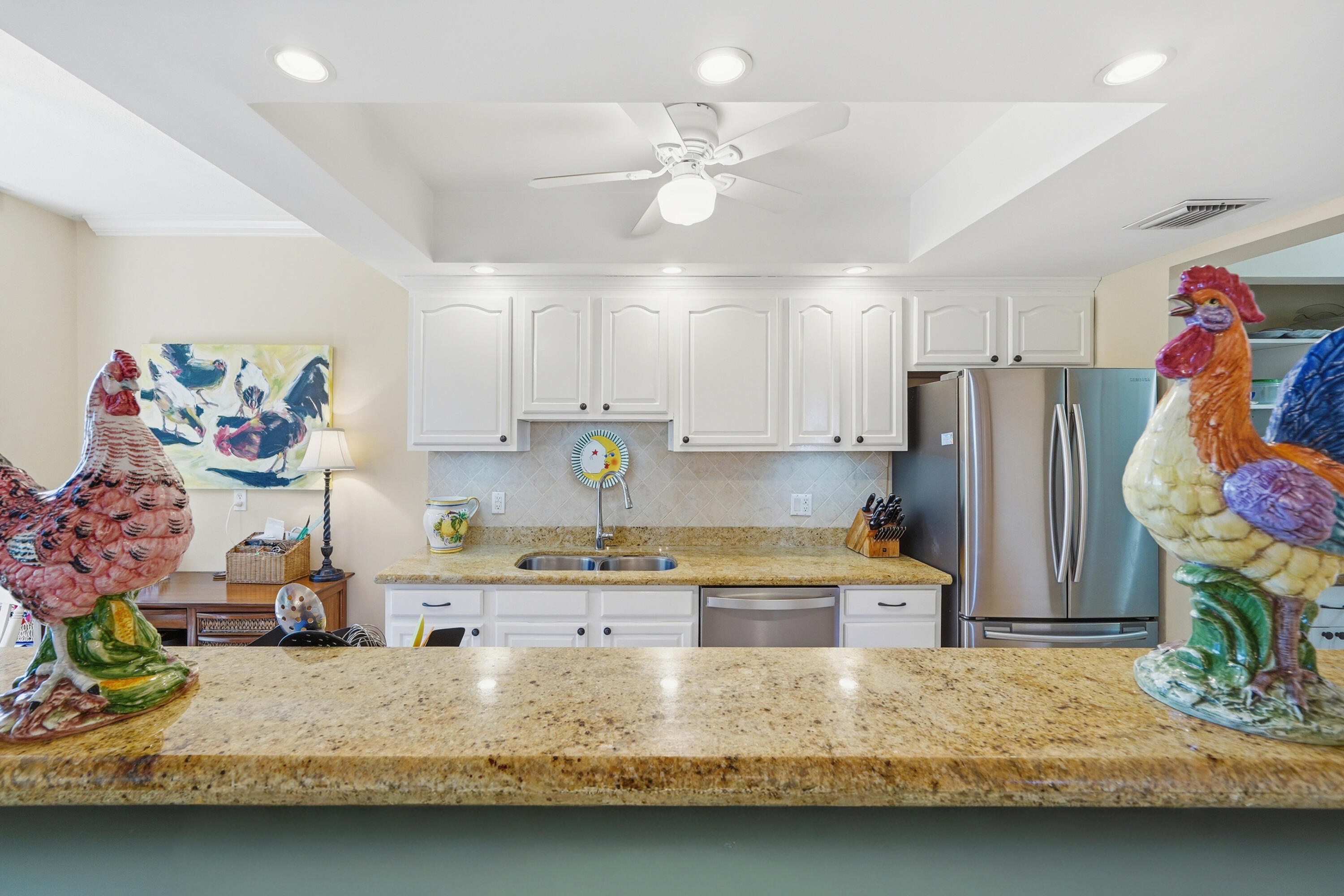 ROBLES DEL MAR (OAKS OF THE SEA) - Residential