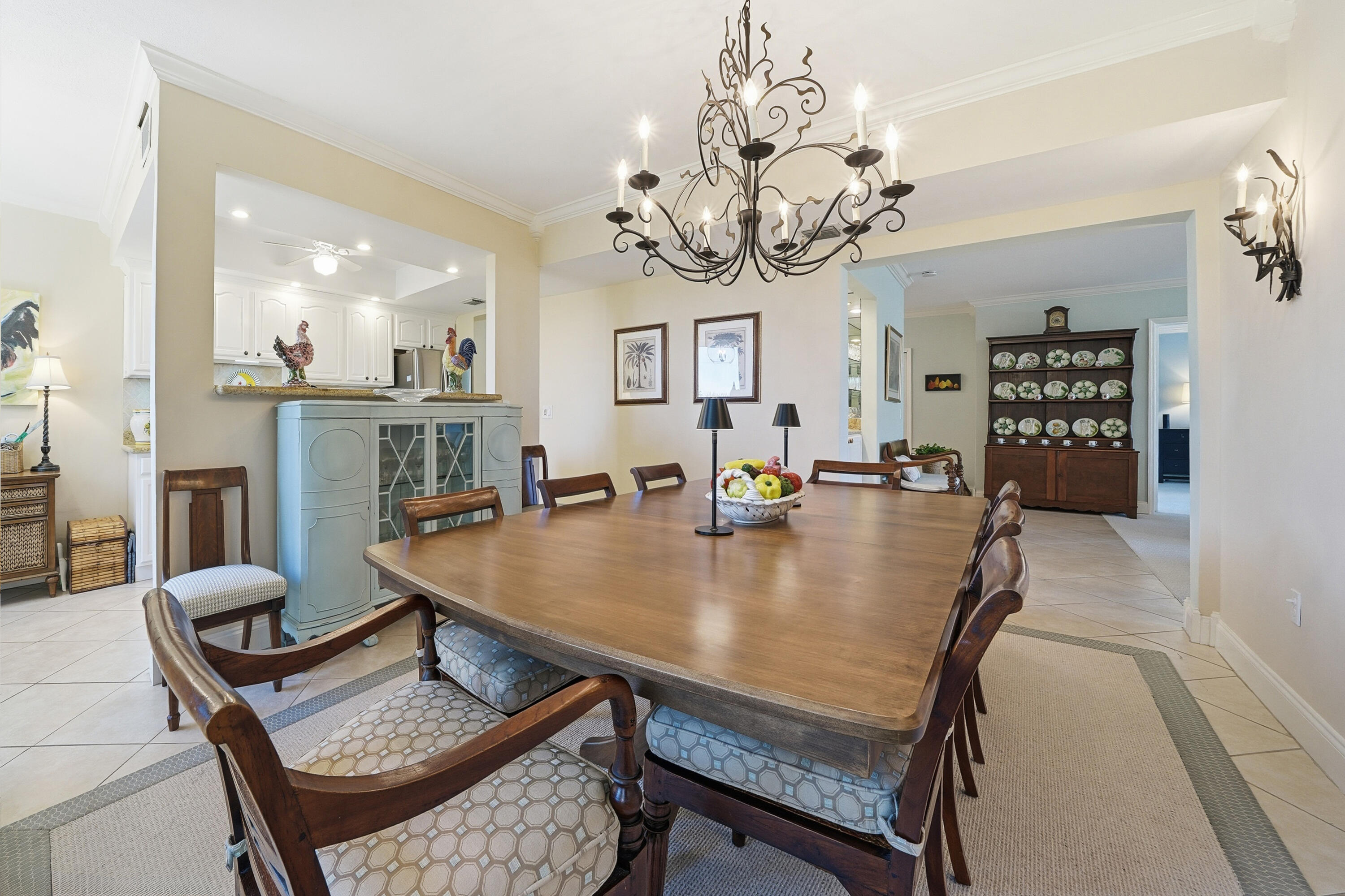 ROBLES DEL MAR (OAKS OF THE SEA) - Residential