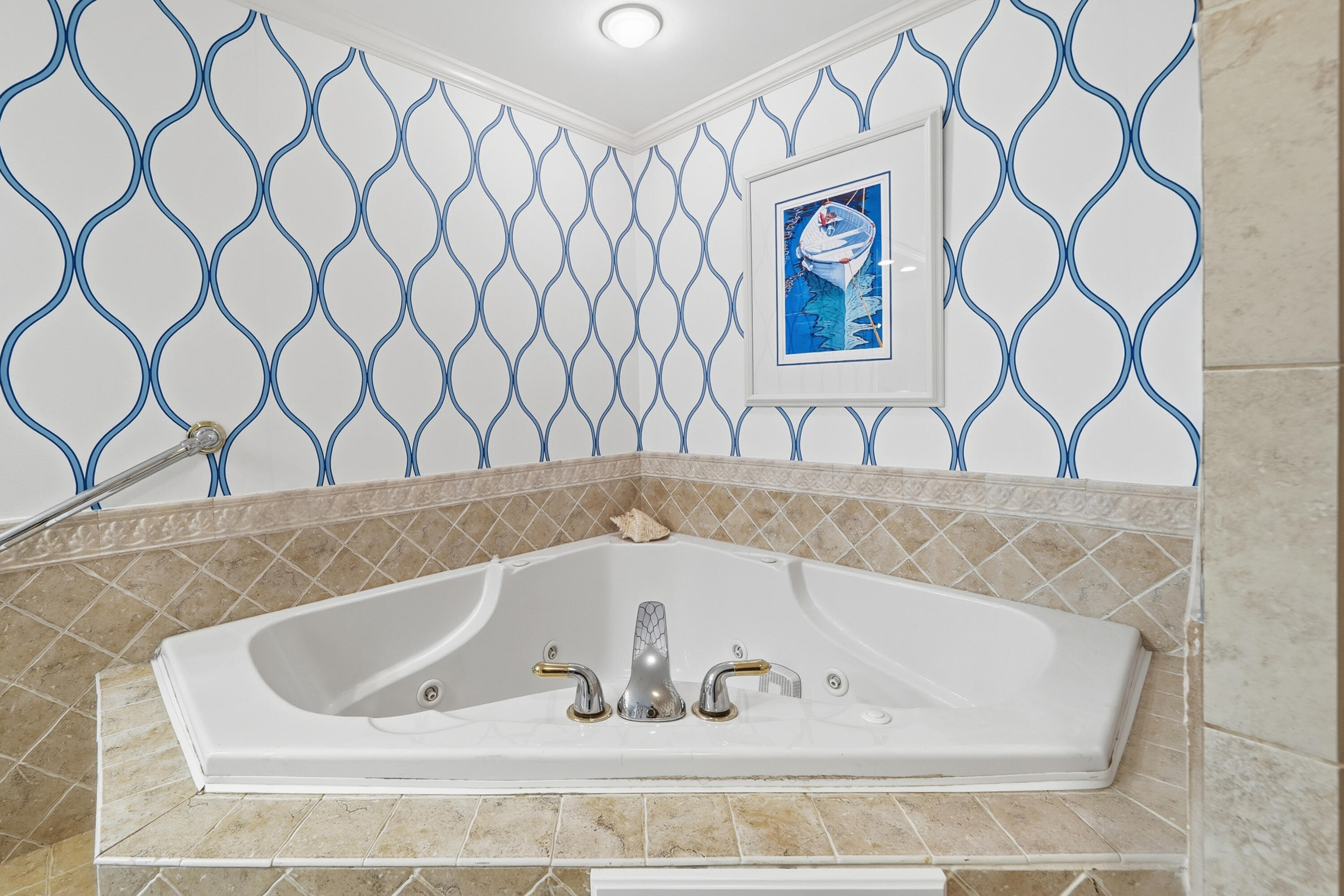 ROBLES DEL MAR (OAKS OF THE SEA) - Residential