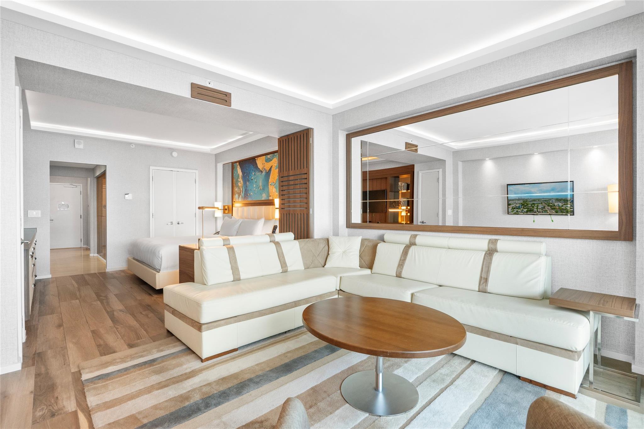 551 N Fort Lauderdale Beach blvd R1906