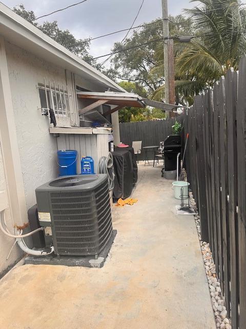 LAKE WORTH HEIGHTS - Residential Lease