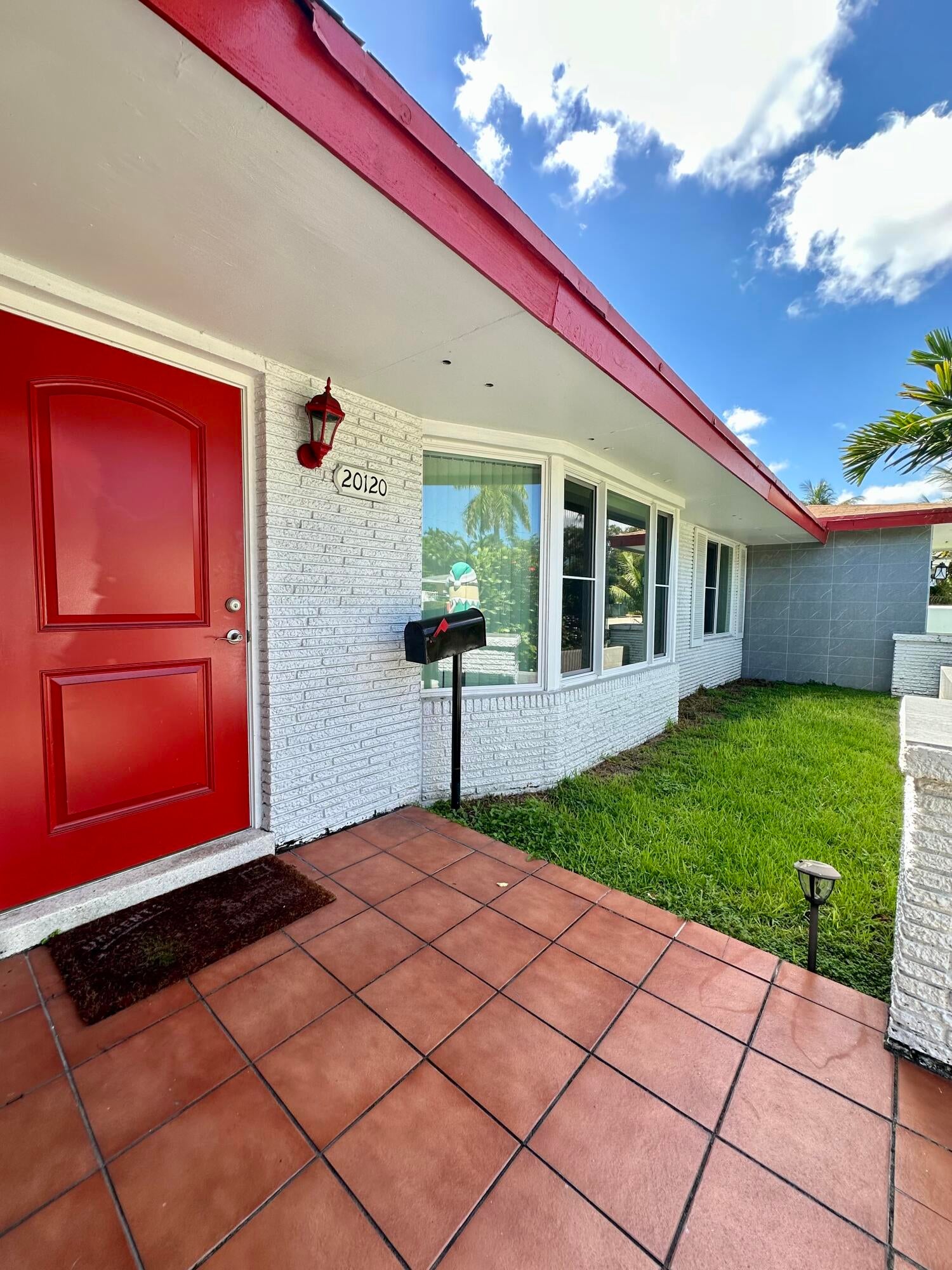 20120 Highland Lakes Boulevard