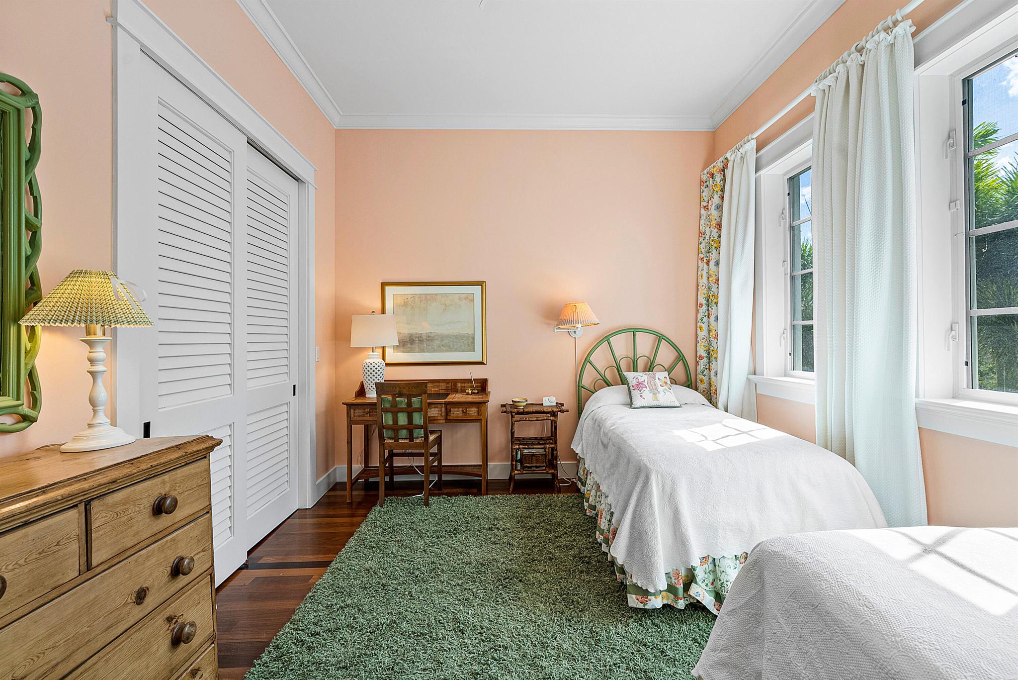 CRUZAN CORNER - Residential