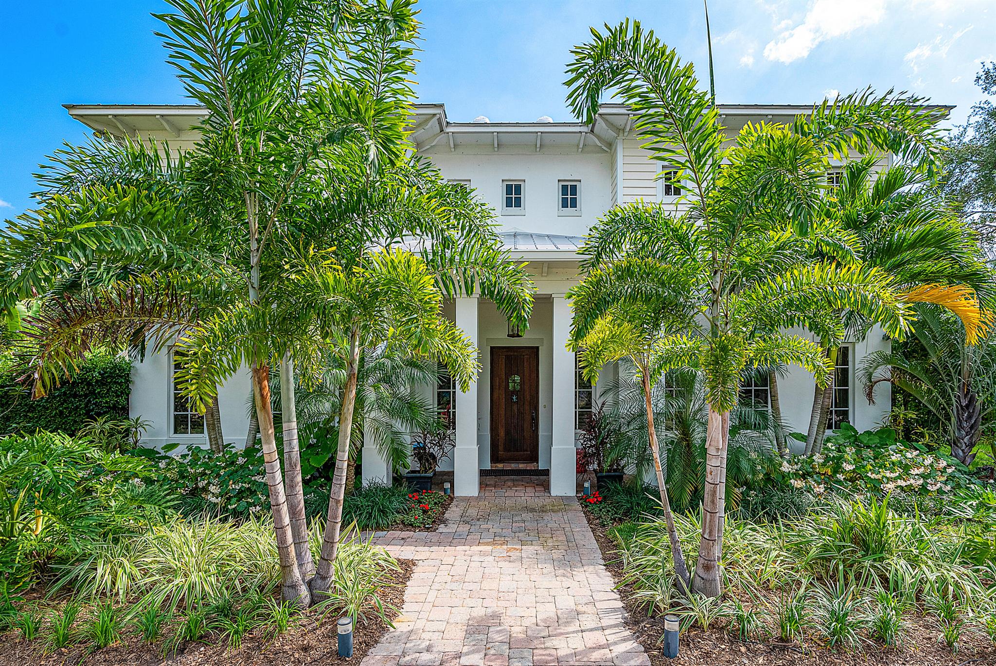 CRUZAN CORNER - Residential