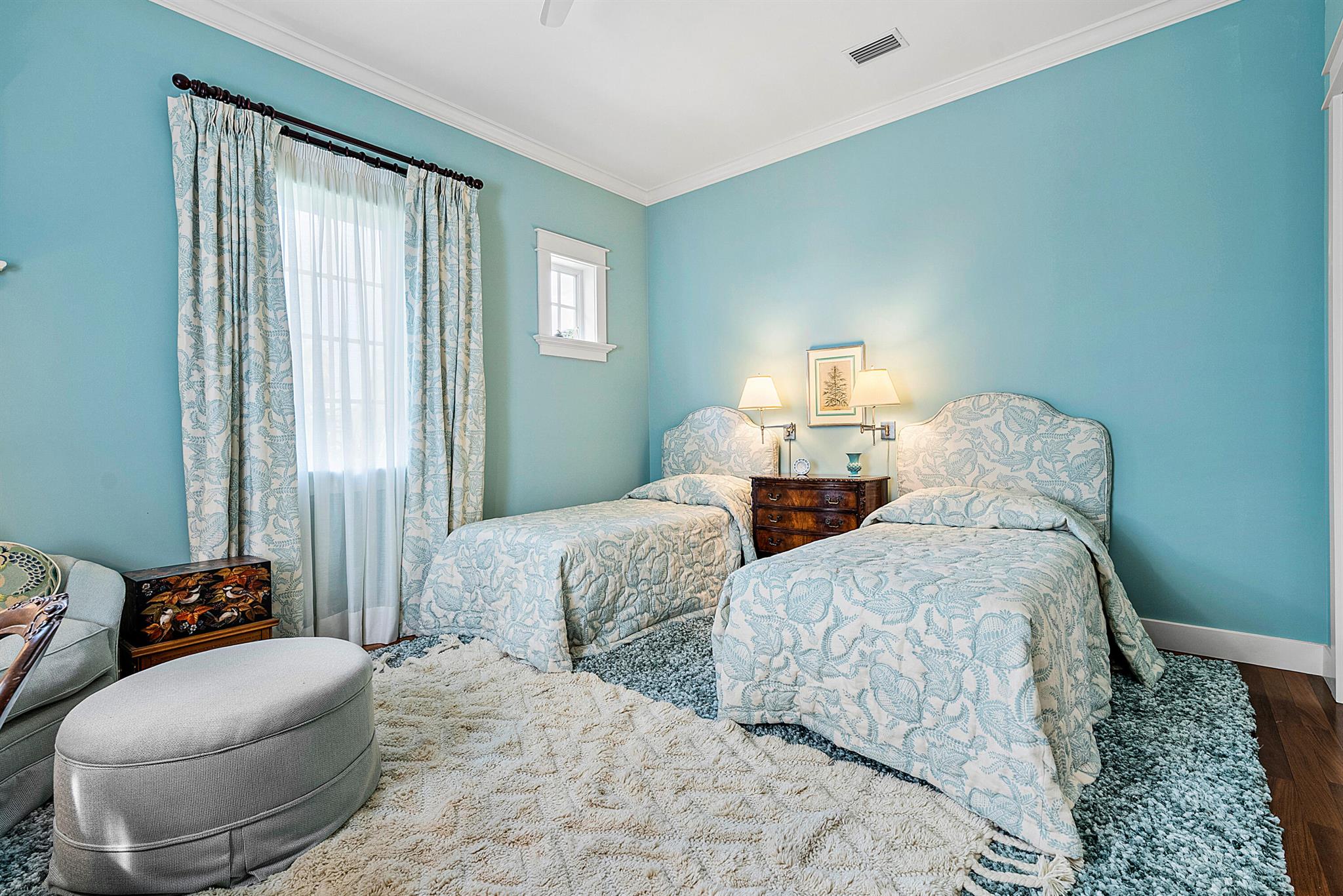 CRUZAN CORNER - Residential