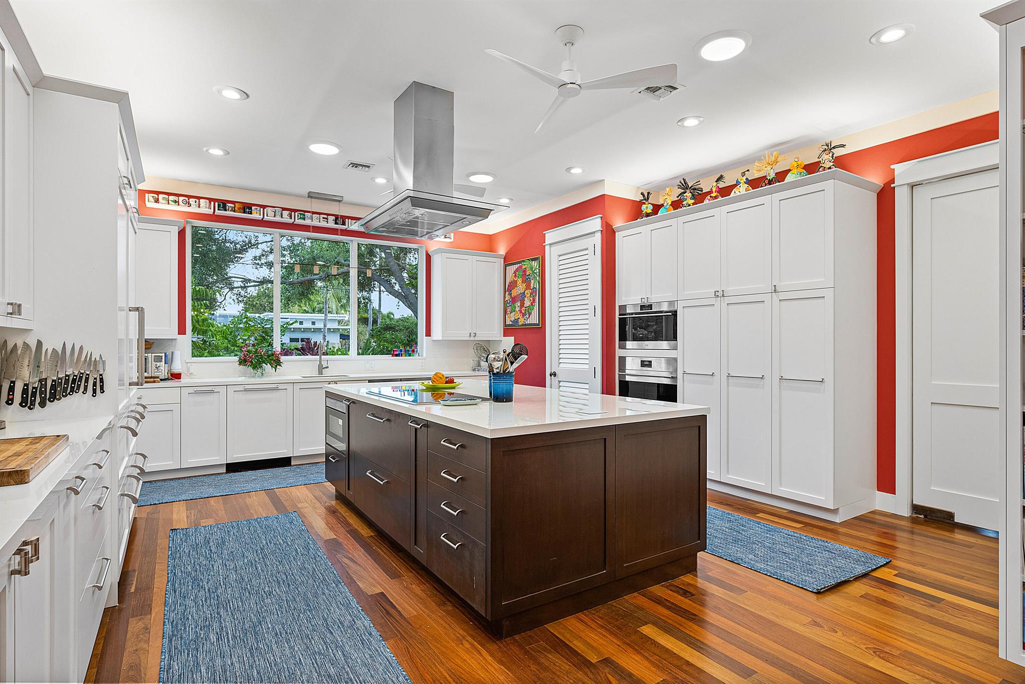 CRUZAN CORNER - Residential