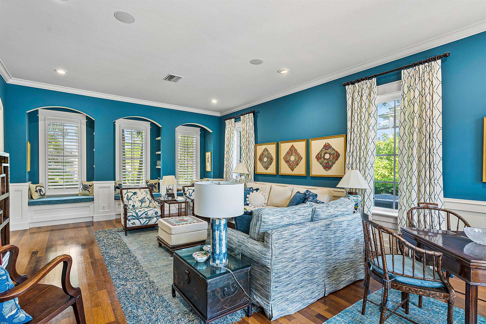 CRUZAN CORNER - Residential