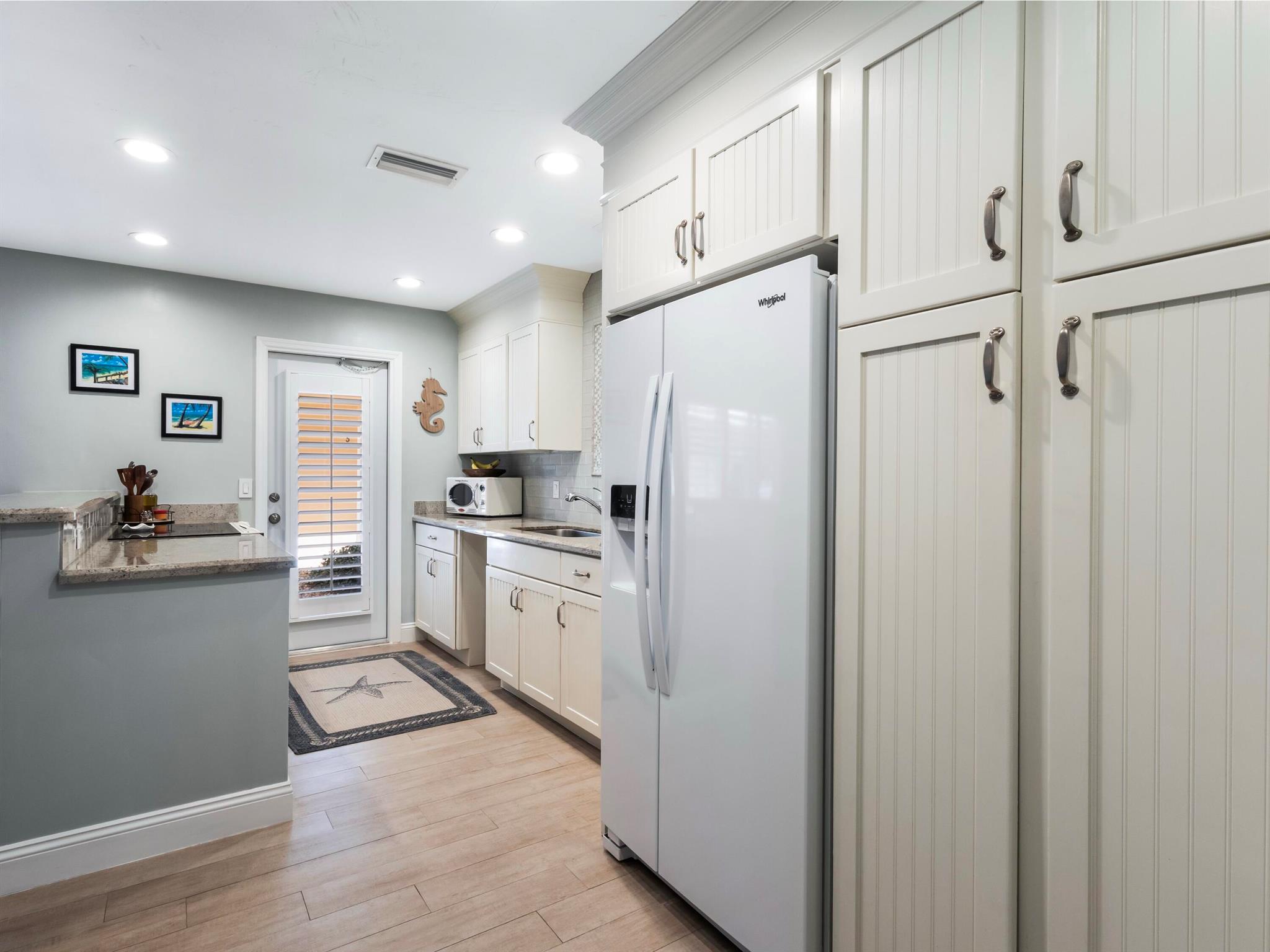 2753 NE 28th Street 2e