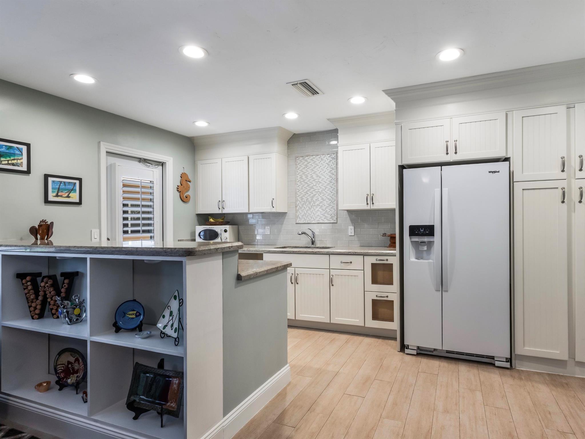 2753 NE 28th Street 2e