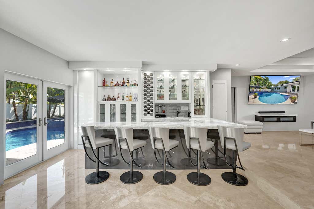 Photo of 2601 NE 29TH Street, Fort Lauderdale, FL 33306 (MLS # B26068265)