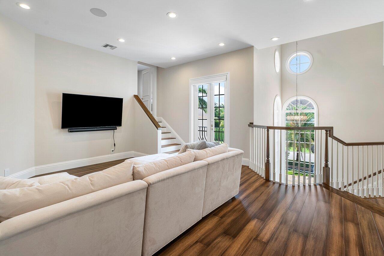 Royal Palm Yacht & Countr - Residential