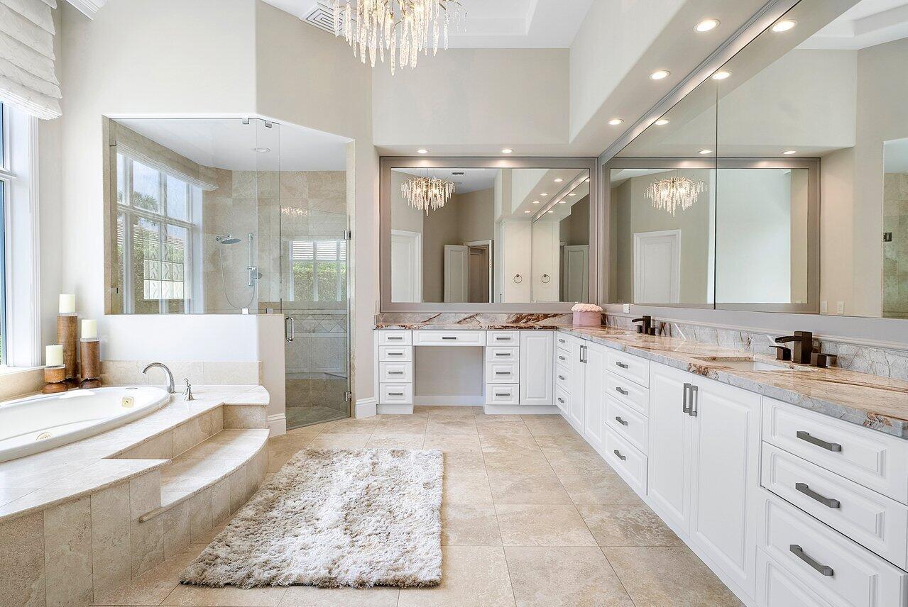 Royal Palm Yacht & Countr - Residential