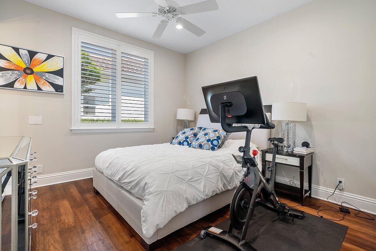 Royal Palm Yacht & Countr - Residential