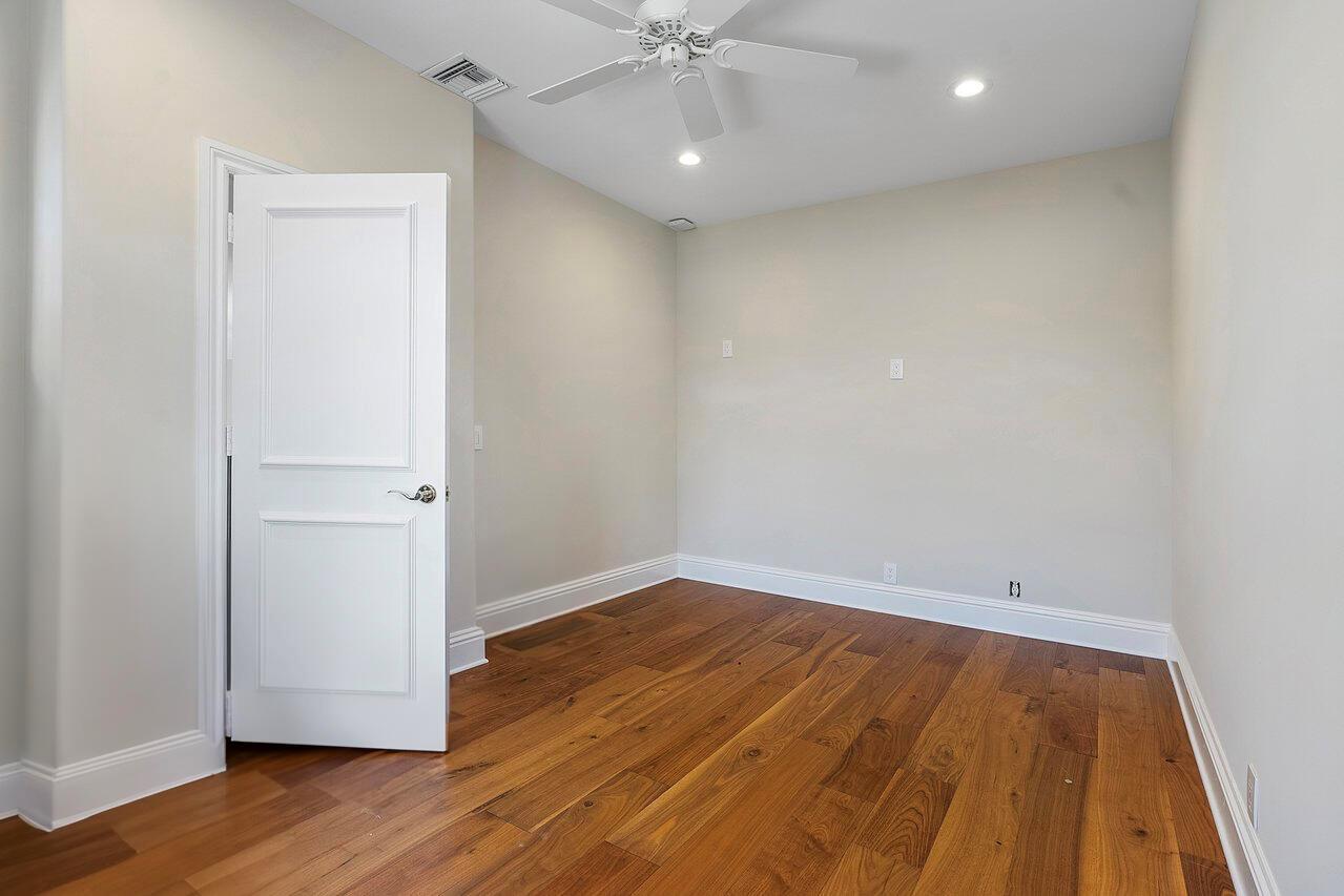 Royal Palm Yacht & Countr - Residential