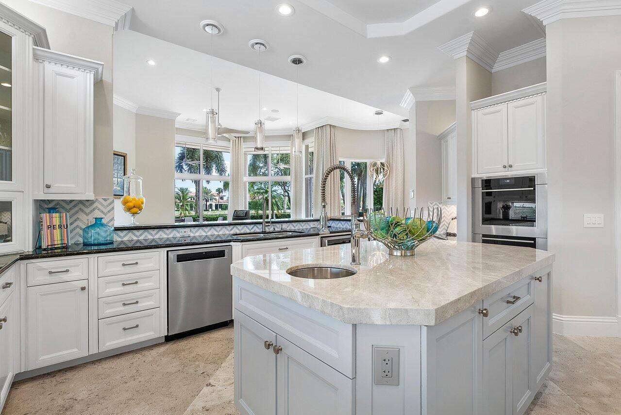 Royal Palm Yacht & Countr - Residential