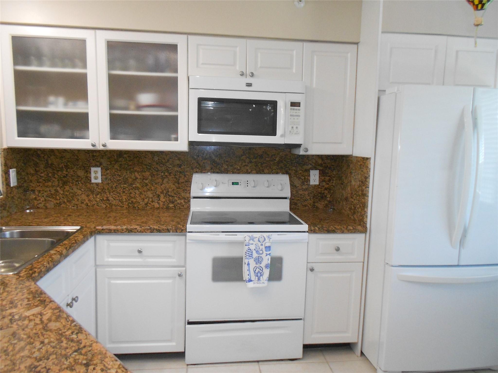 2205 S Cypress Bend Dr 505