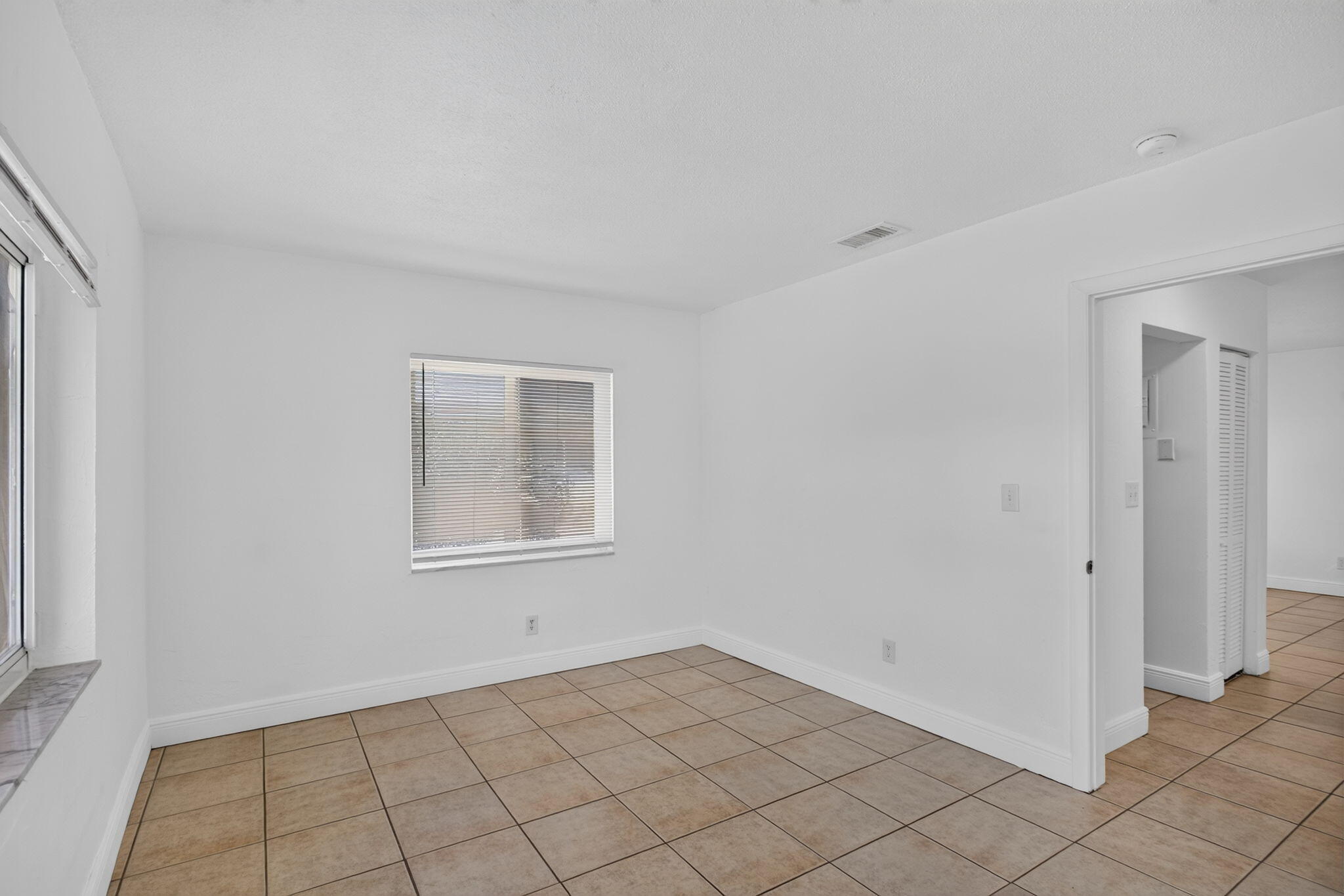 901 Pine Drive 10