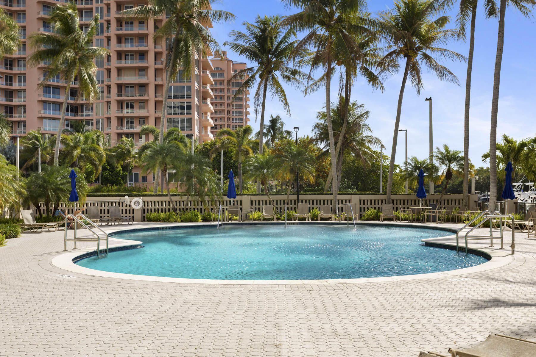 GABLES WATERWAY TOWERS CONDO - Residential
