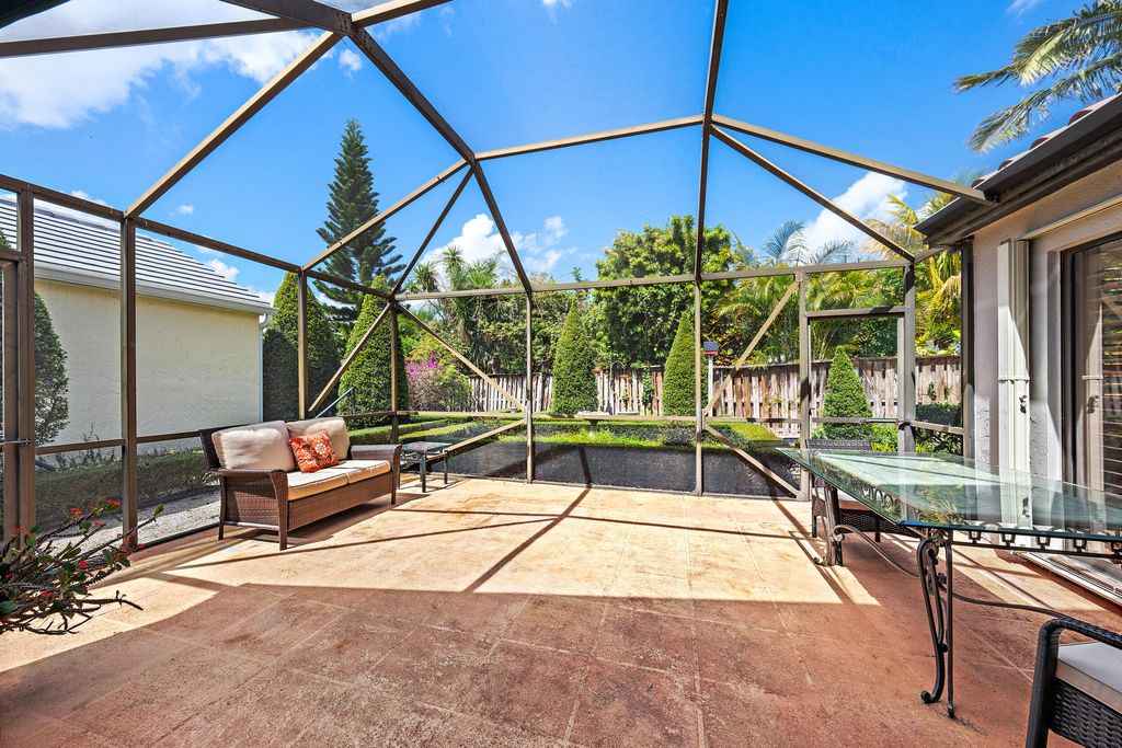 Photo of 13305 St Tropez Circle, Palm Beach Gardens, FL 33410 (MLS # B26005853)