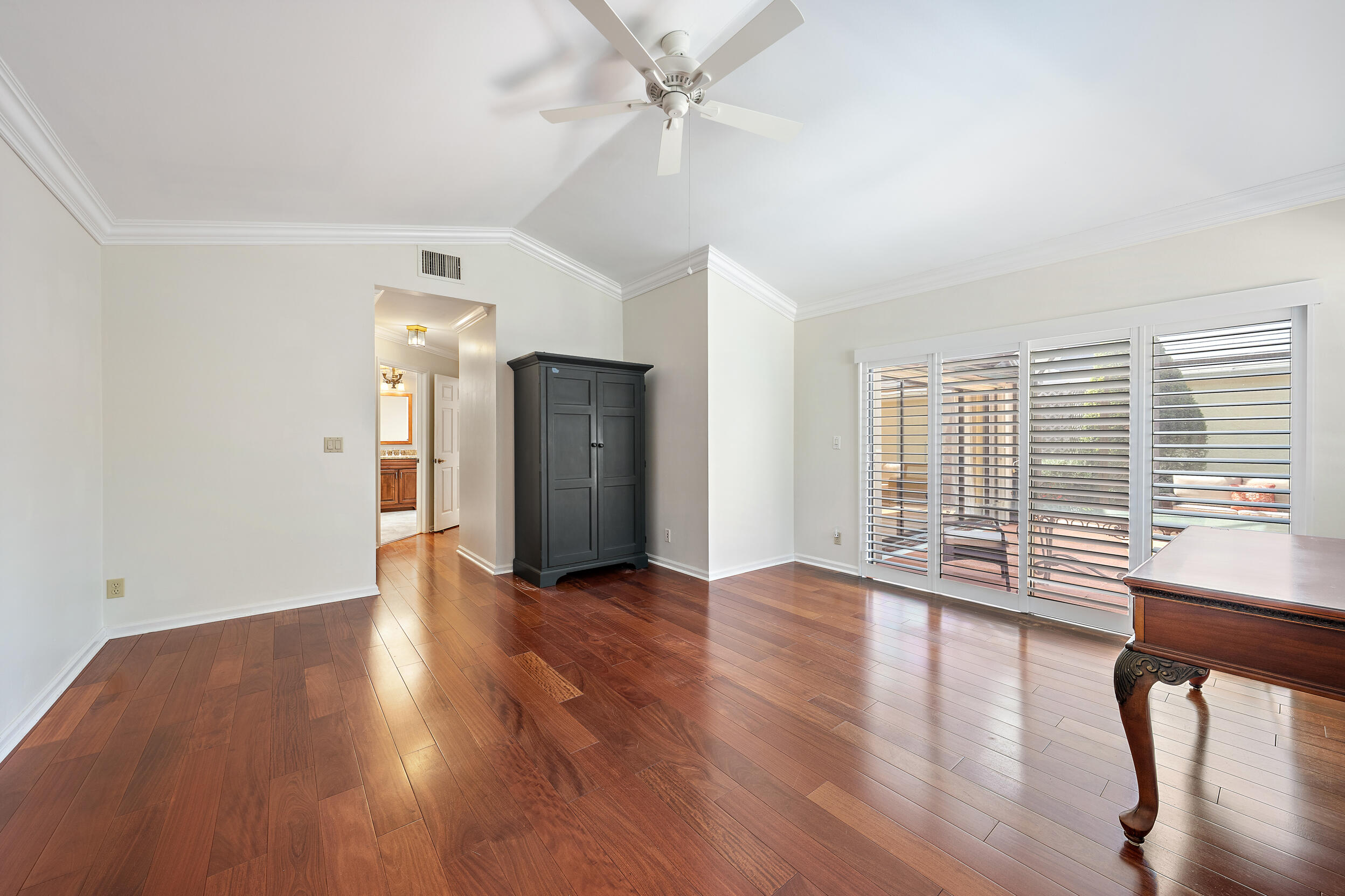 Crystal Pointe - Residential