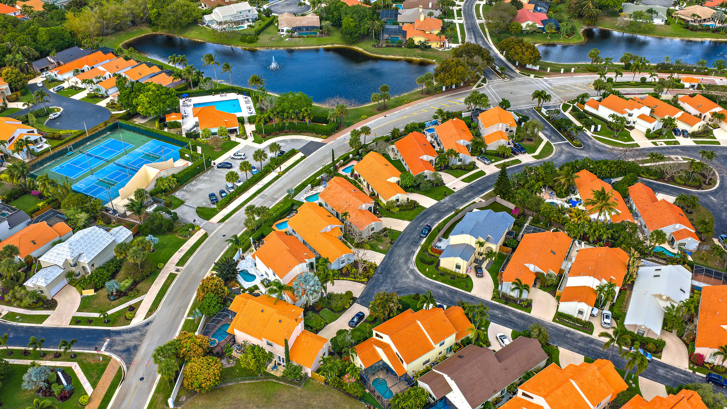 Crystal Pointe - Residential