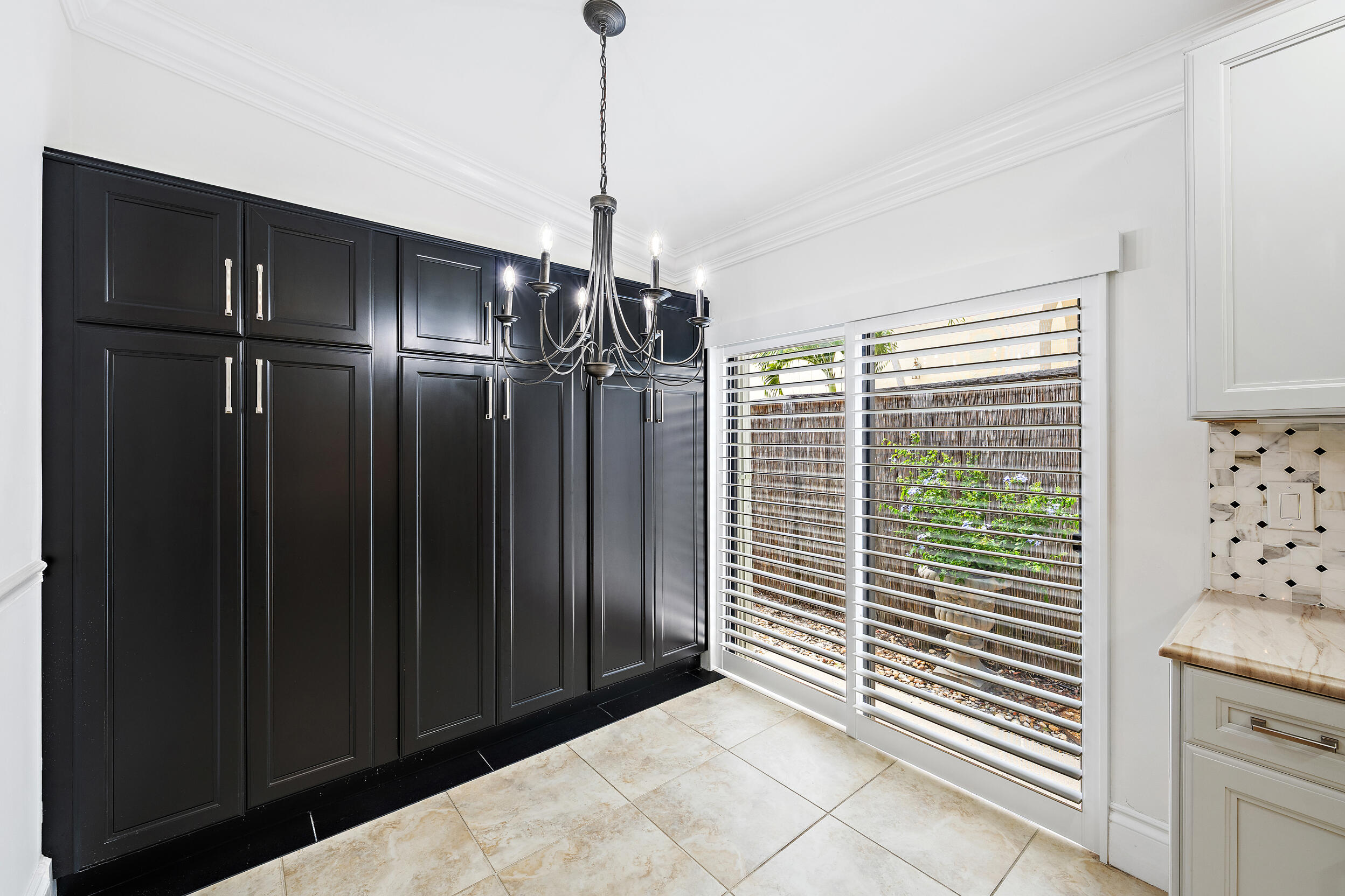 Crystal Pointe - Residential