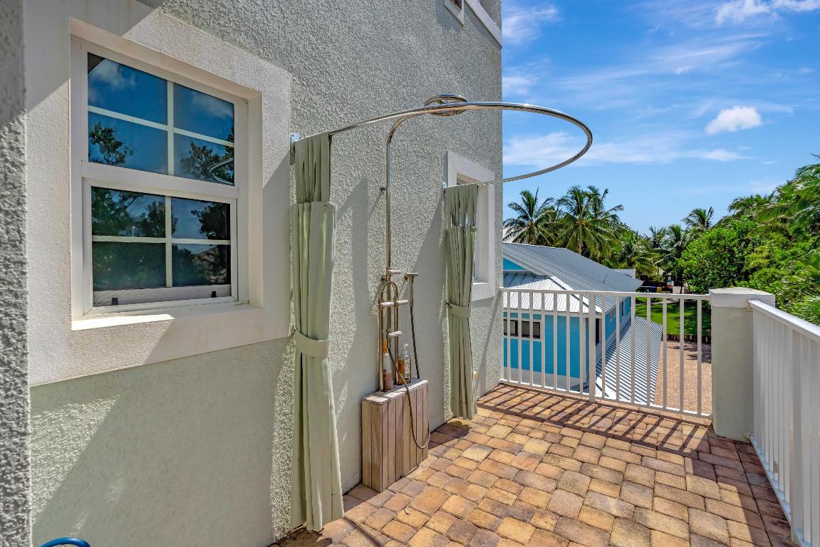 MERCURY RISING - Residential