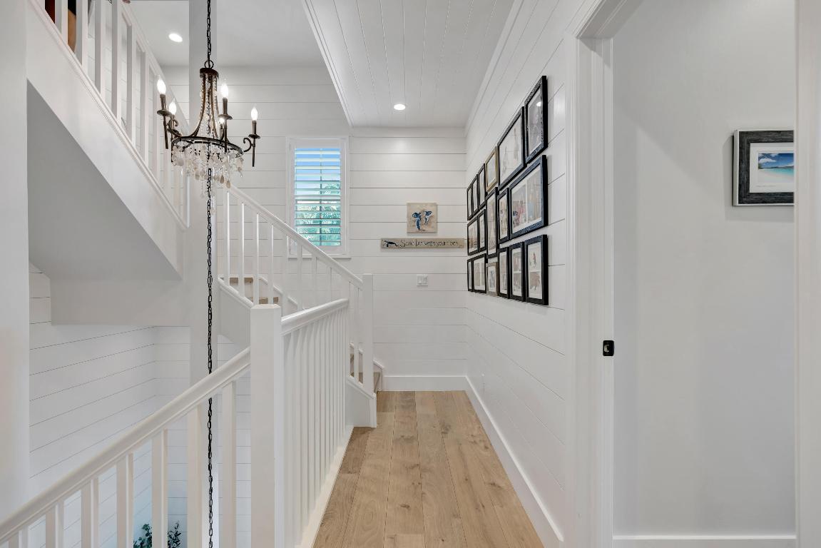 MERCURY RISING - Residential