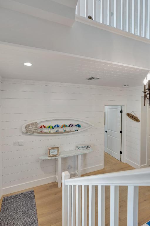 MERCURY RISING - Residential