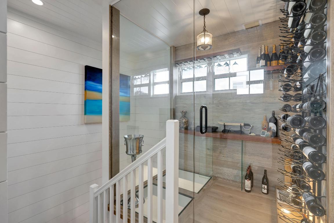 MERCURY RISING - Residential